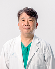 윤태진님의 목록 이미지입니다.